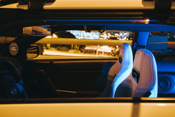 Was sind die häufigsten Ursachen für ein schepperndes Geräusch beim Fahren?